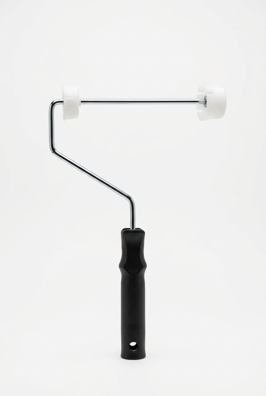 MANCHE DE ROULEAU EN PLASTIQUE DE 7 PO