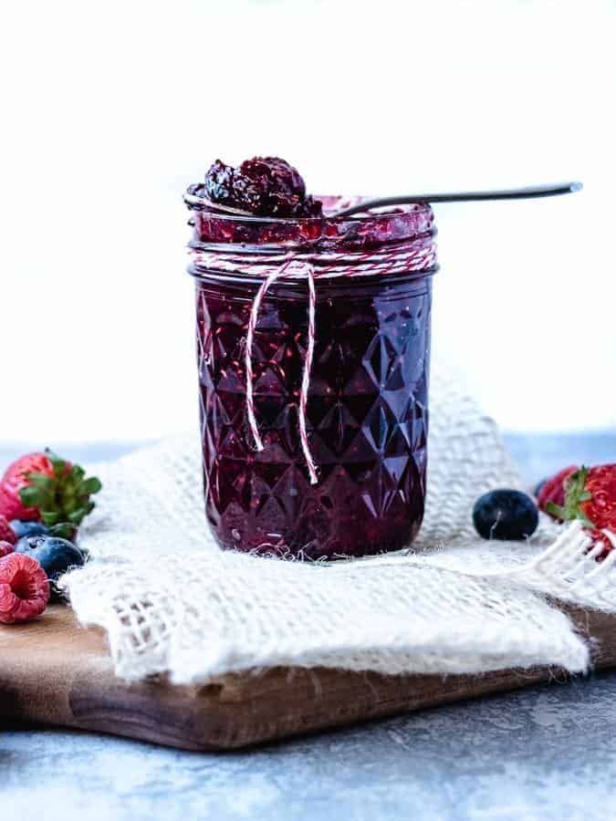 Ravissant petit pot Baies mélangées Fraîcheur à chaque bouchée