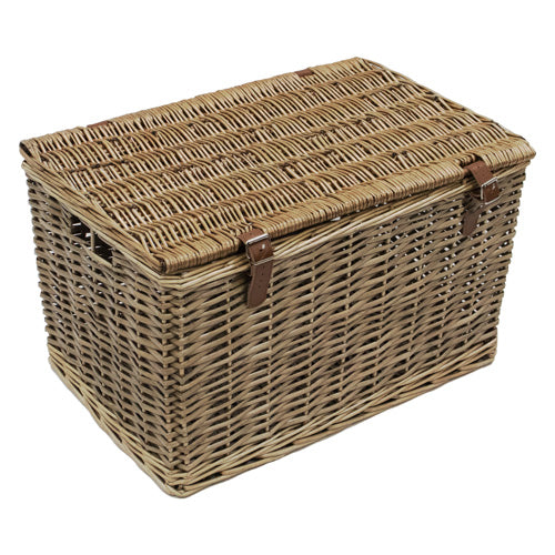 Organize in Style with Our Large Wicker Storage Hamper - Natural Willow .