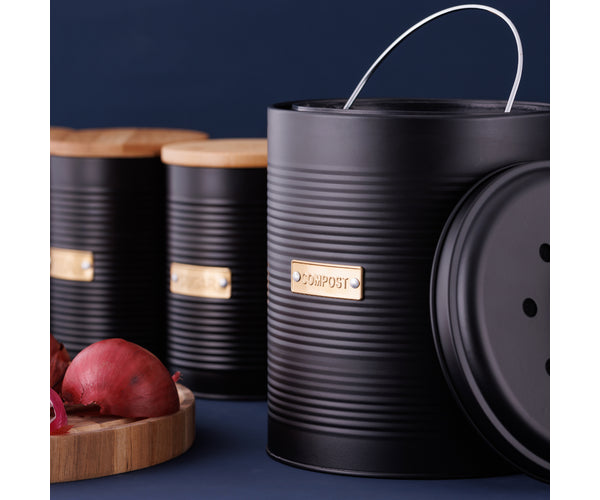 Transformez votre jardin avec le composteur Otto Black, le meilleur composteur en ligne.