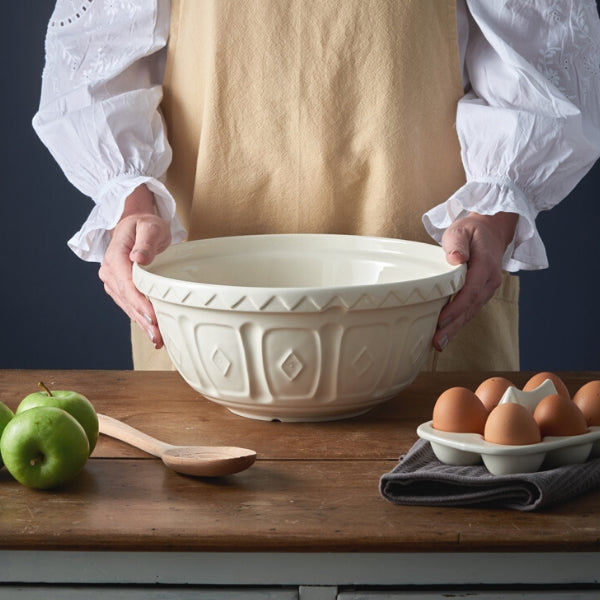 Colour Mix S12 Cream Mixing Bowl 29cm Kitchen Essentials