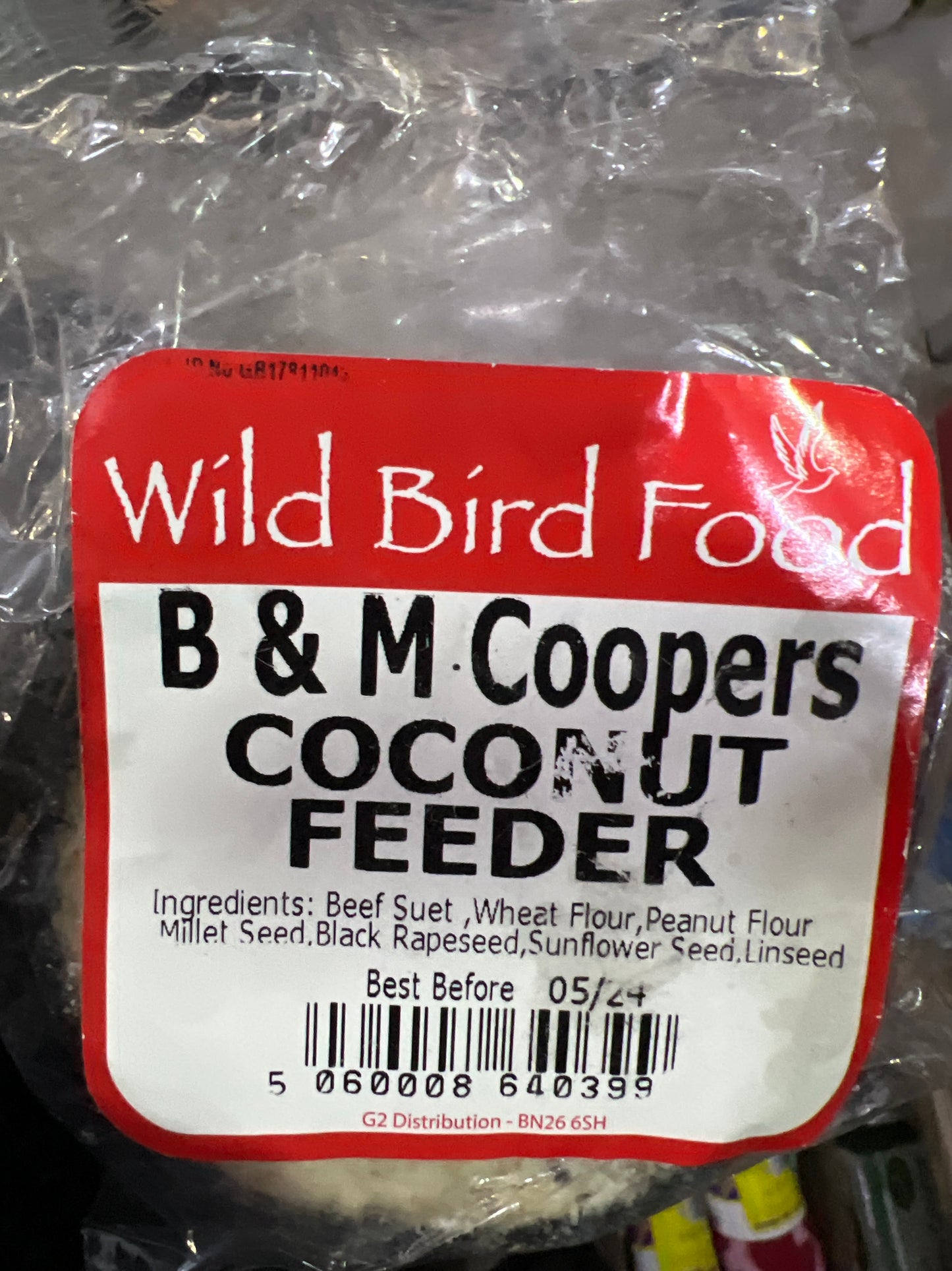 Coconut feeder