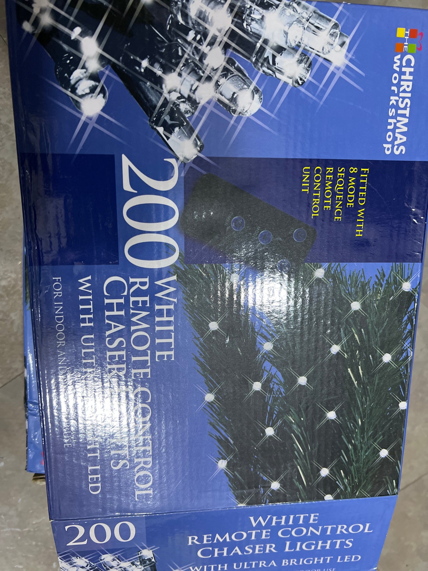 200 white remote control chaser lights