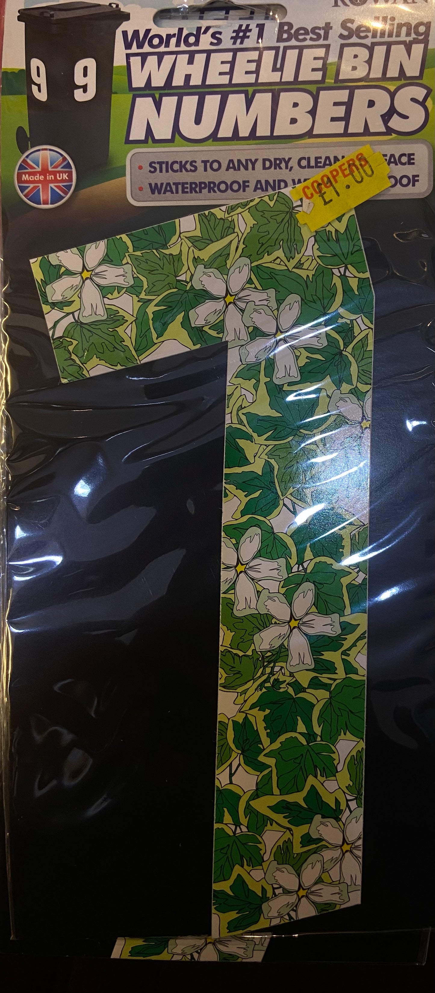WHEELIE BIN NUMBER 7 FLOWER DESIGN