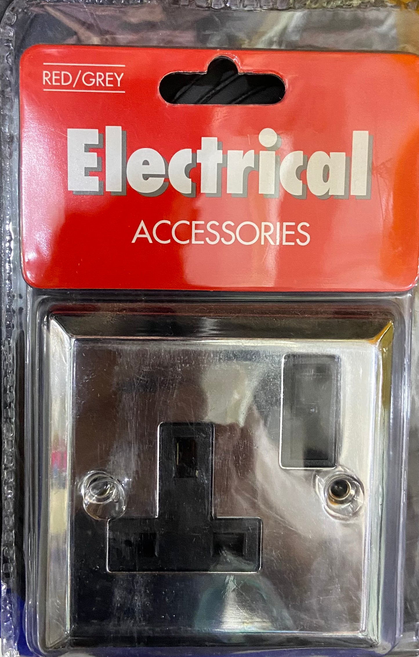 CHROME SINGLE SWITCHED SOCKET