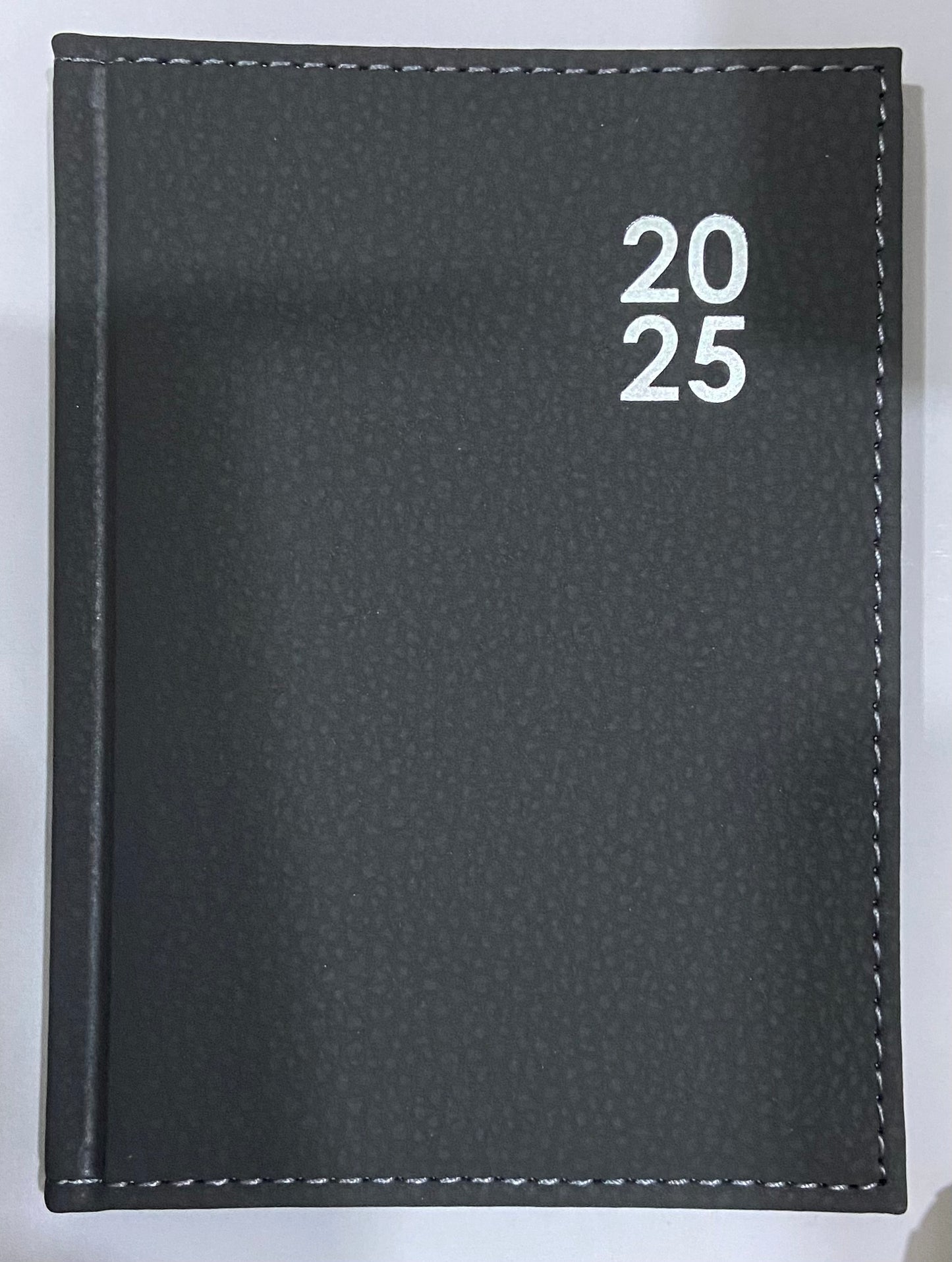 AGENDAS 2025 A6 SEMAINE SUR 2 PAGES PREMIUM