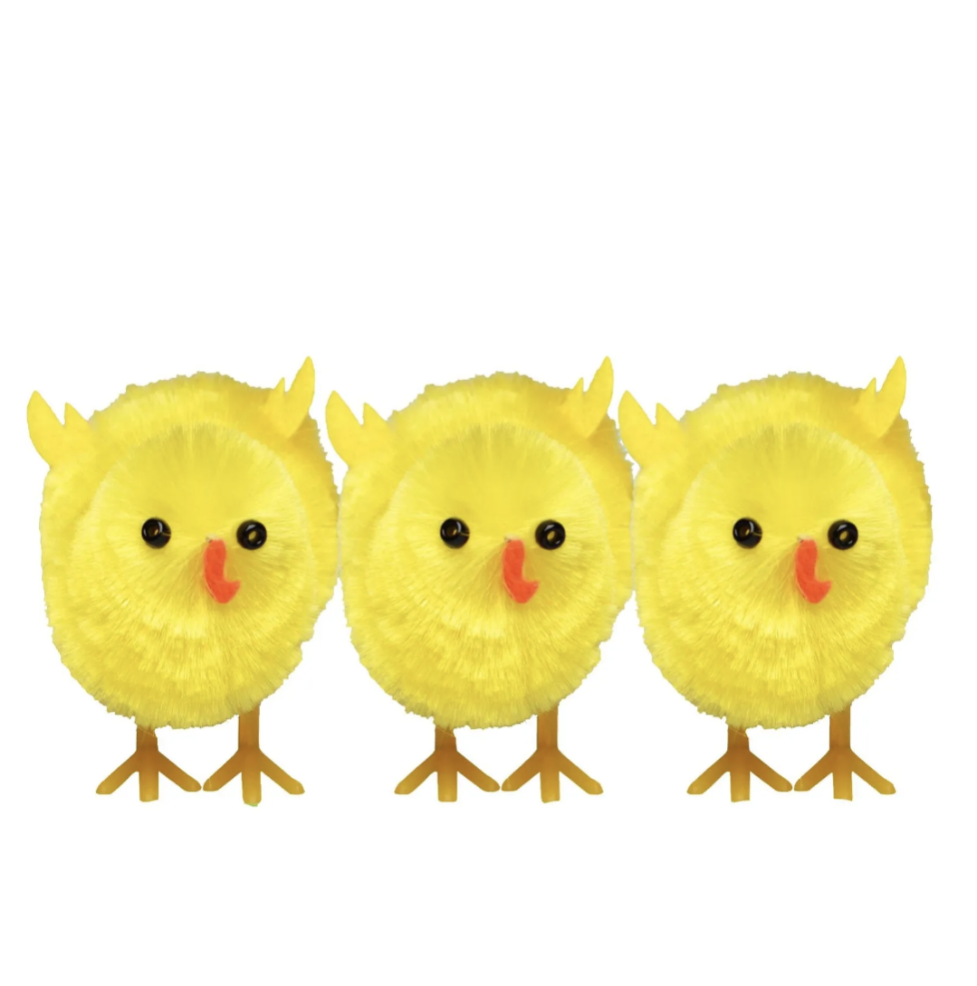 3 poussins de Pâques jaunes