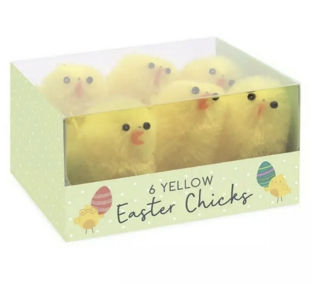 6 poussins de Pâques jaunes