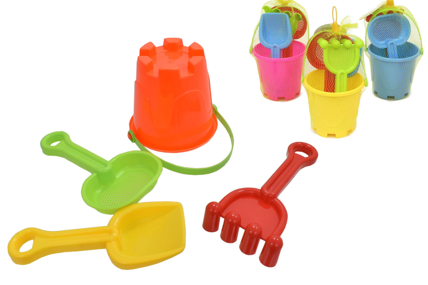 Libérez votre créativité avec notre ensemble de 4 petits seaux de château ronds de 4,5 po / 11,5 cm