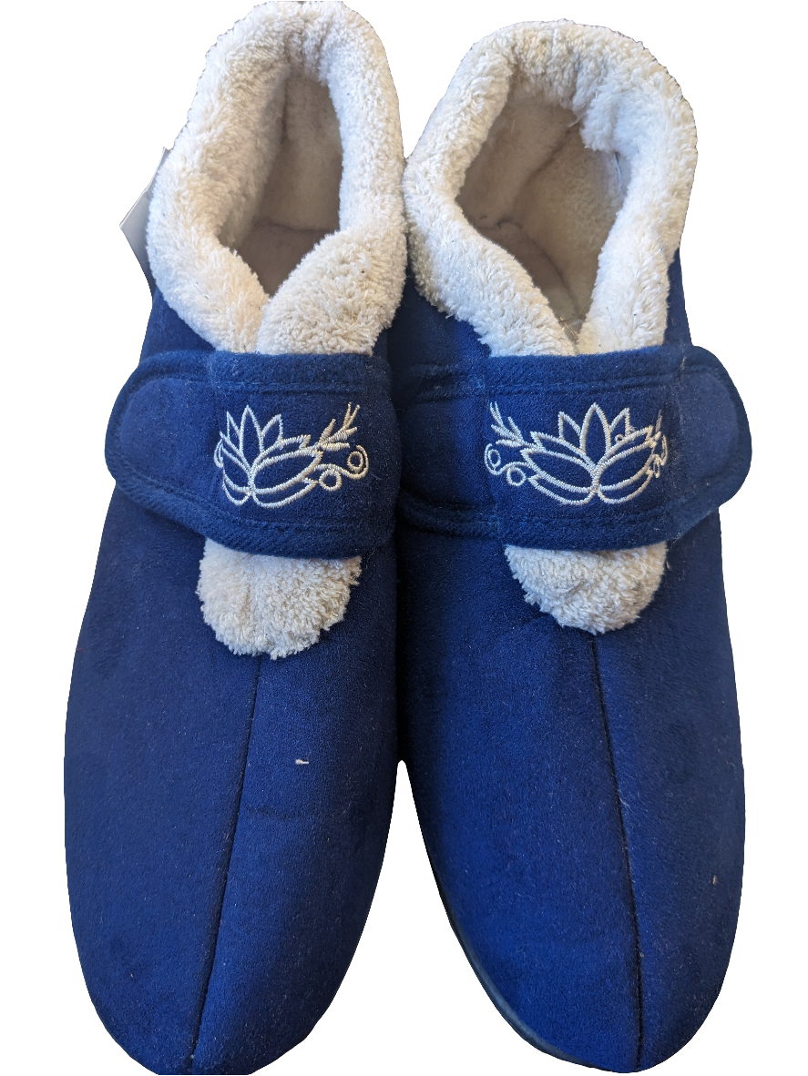 Ladies Size 8 Easy Access Full Slippers Navy