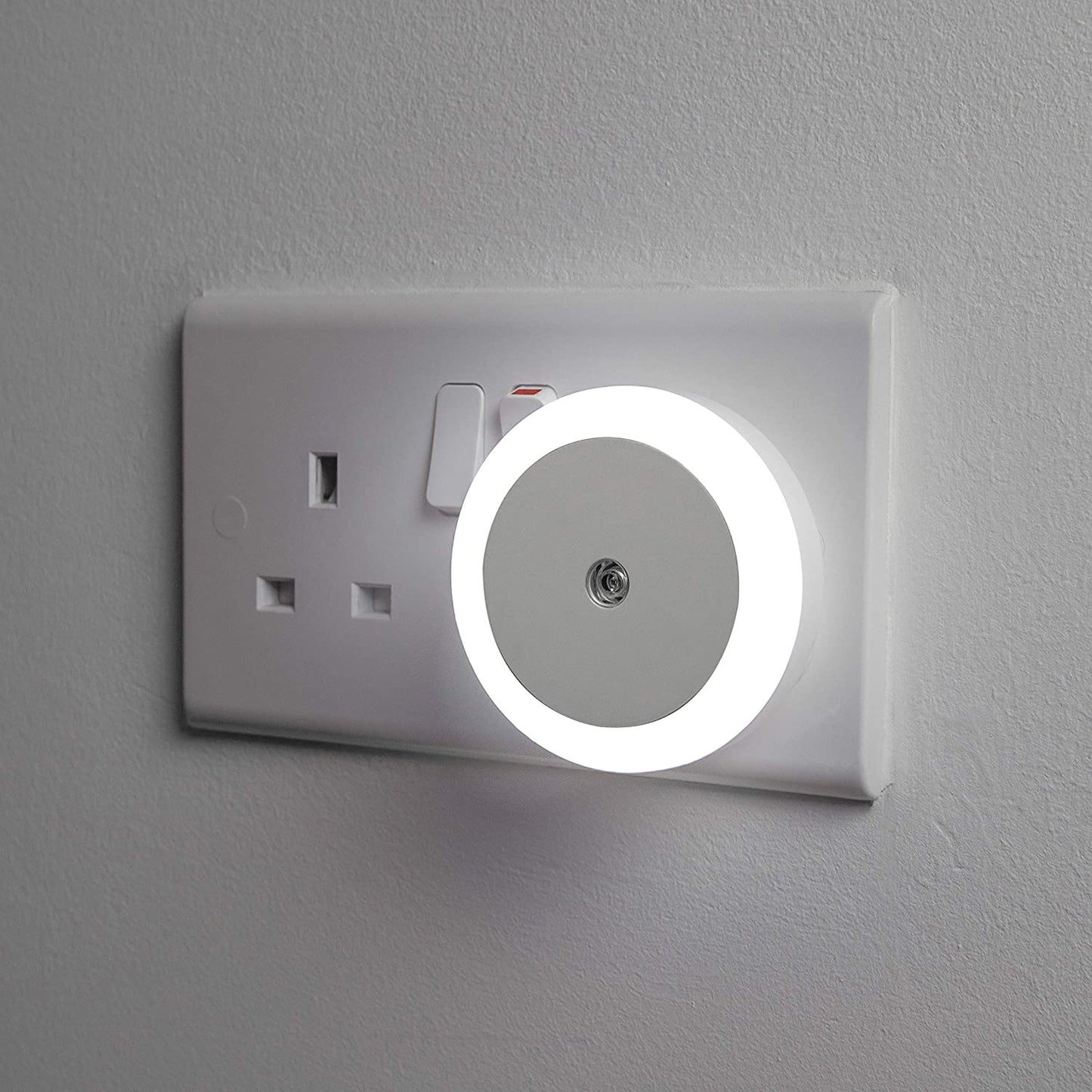 Nights with Dusk Sensor LED Night Light