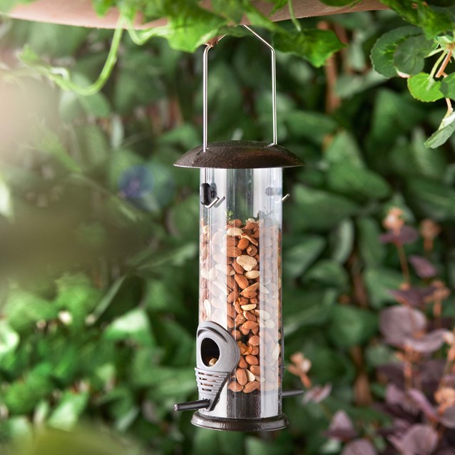 Metal Bird Feeding Station