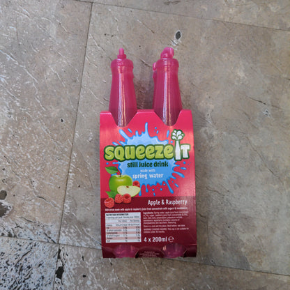 Boisson aux fruits plate Squeeze It Pomme & Framboise pack de 4 bouteilles