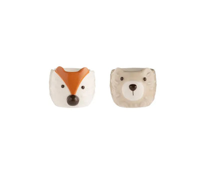 Adorables coquetiers de la forêt pour un petit-déjeuner champêtre.