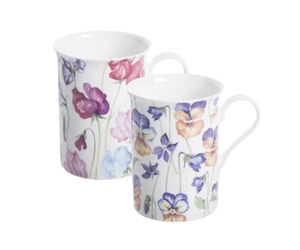 Élevez votre pause thé avec la tasse en porcelaine fine assortie Viola & Sweetpea 30cl.