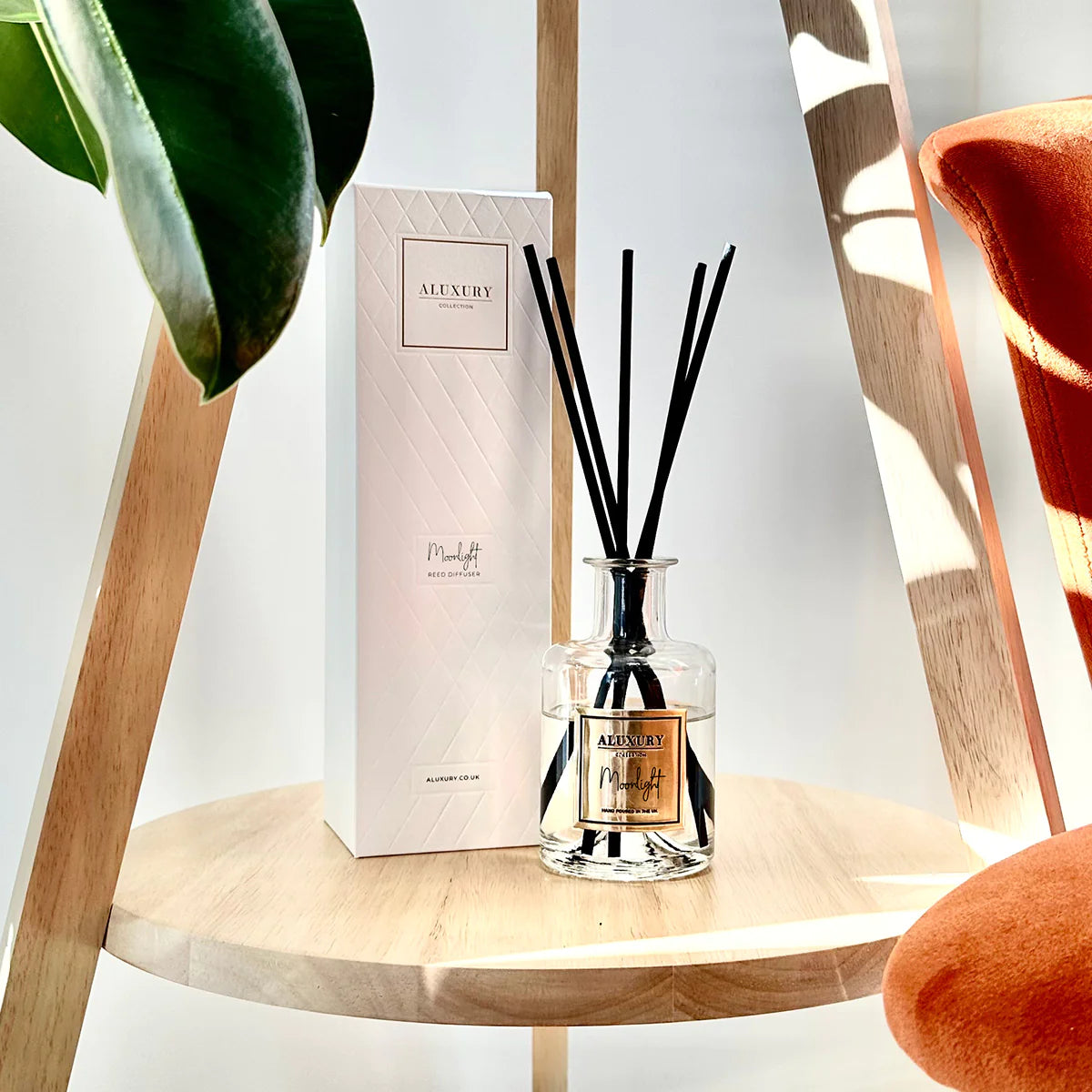 Illuminez votre intérieur avec la collection de diffuseurs à bâtonnets Moonlight