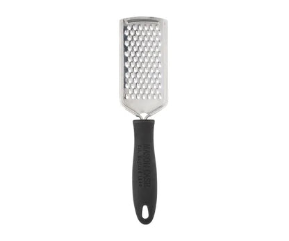 Améliorez votre cuisine avec notre râpe en acier inoxydable Essentials.