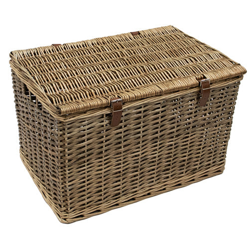 Get Organized with our Xtra Large Natural Willow Wicker Storage Hamper.