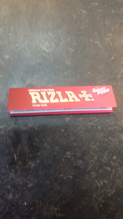 Smooth Smoke with Medium Thin Red Rizla King Size Papers