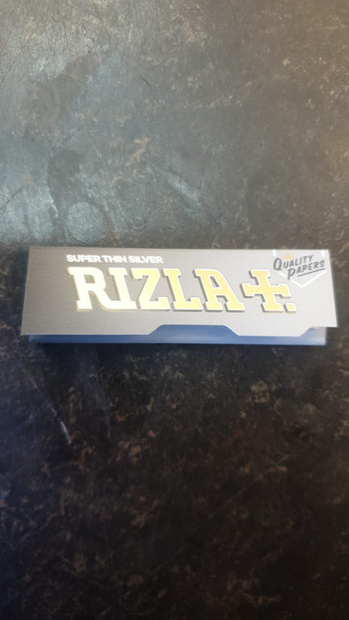 Elegance of Supper Thin Silver Rizla Enhance Your Smoking Experience!