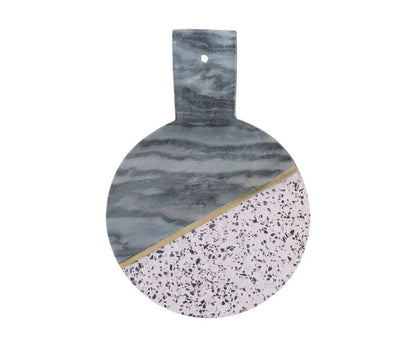Sublimez votre cuisine avec notre planche à poignée ronde Elements Terrazzo/Marbre.