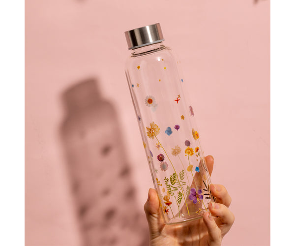 la bouteille en verre Botanics 600ml : Solution d'hydratation écologique.