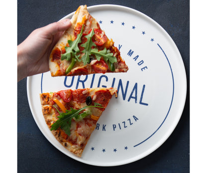 Améliorez votre expérience culinaire avec notre assiette à pizza World Foods New York de 31 cm.