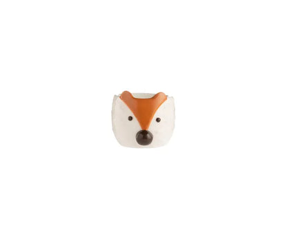 Adorables coquetiers de la forêt pour un petit-déjeuner champêtre.
