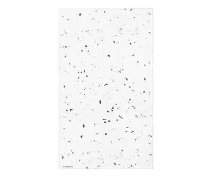 Sublimez votre cuisine avec la planche rectangulaire Elements Terrazzo/Acacia.