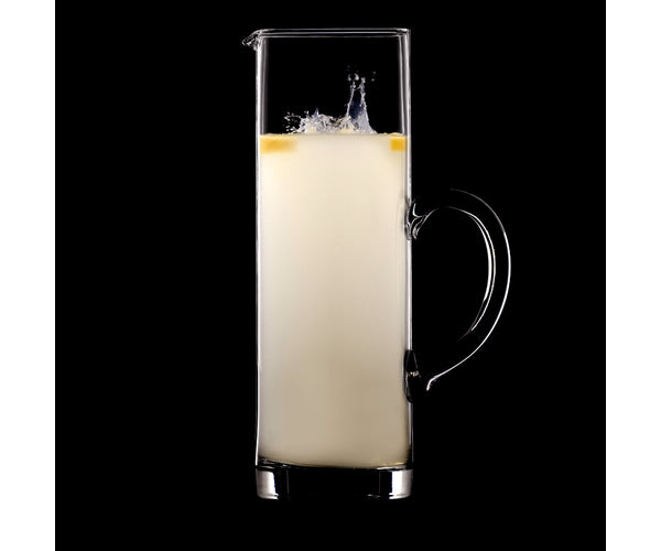 Verseuse sélectionnée de 1,7 litre de qualité supérieure : élégante et fonctionnelle.