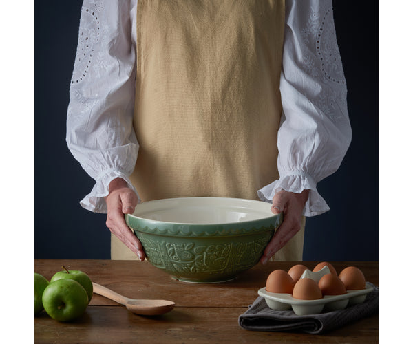 Sublimez votre cuisine avec le saladier S18 Chouette In The Forest de 26 cm.
