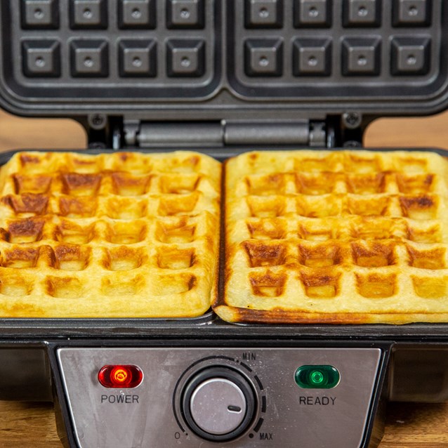 2-Slice Waffle Maker