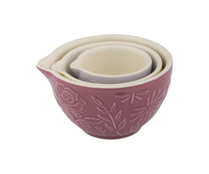 Dans l'Ensemble Prairie : 3 tasses à mesurer pour des créations culinaires précises.