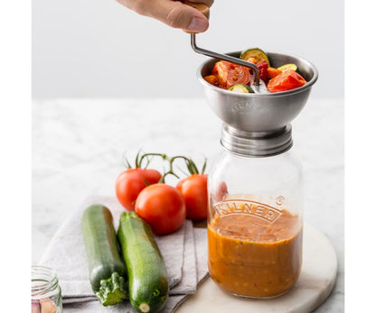 Ensemble de pots à sauce haut de gamme pour votre cuisine.