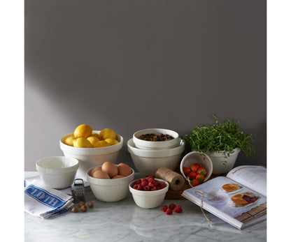 Authentic White S54 Pudding Basin 11.5cm - Classic Kitchen Essential.