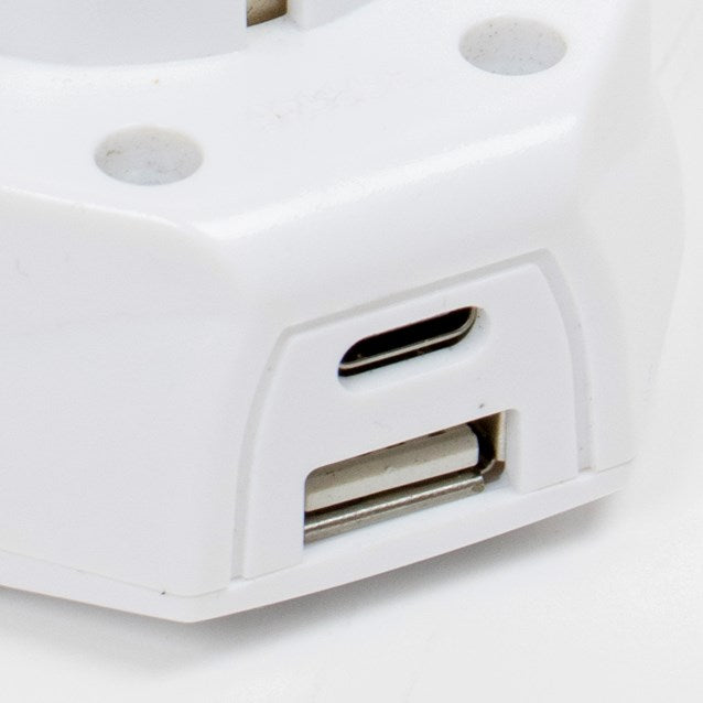 1 Way European Travel Adaptor 2 x USB A/C