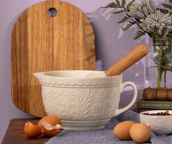 Le Charme Rustique : Bol Mélangeur Dans Le Pré | Parfait pour Cuisiner et Servir.