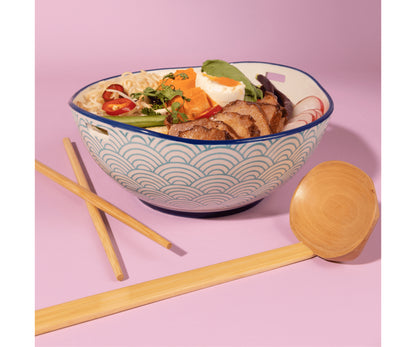 Découvrez les Saveurs du Monde avec notre Ensemble de Bols à Soupe de Nouilles Saveurs du Monde.