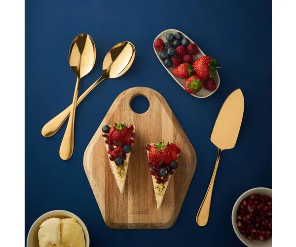 Coffret cadeau de 2 cuillères de service exquises en or | Sublimez votre expérience culinaire.