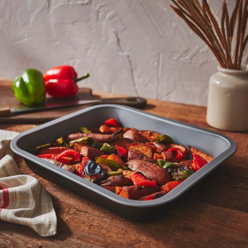 Baker & Salt® Non-Stick Small Roaster 30cm