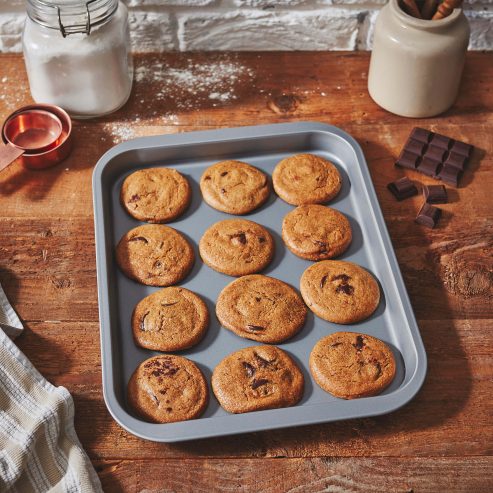 Baker & Salt Non-Stick 36cm Oven Tray