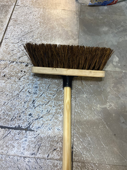 ELLIOTT WOODEN BASSINE BROOM HEAD 25cm