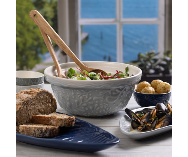 Bol mélangeur Nautical S24 bleu tortue 24 cm : des ustensiles de cuisine élégants et fonctionnels.