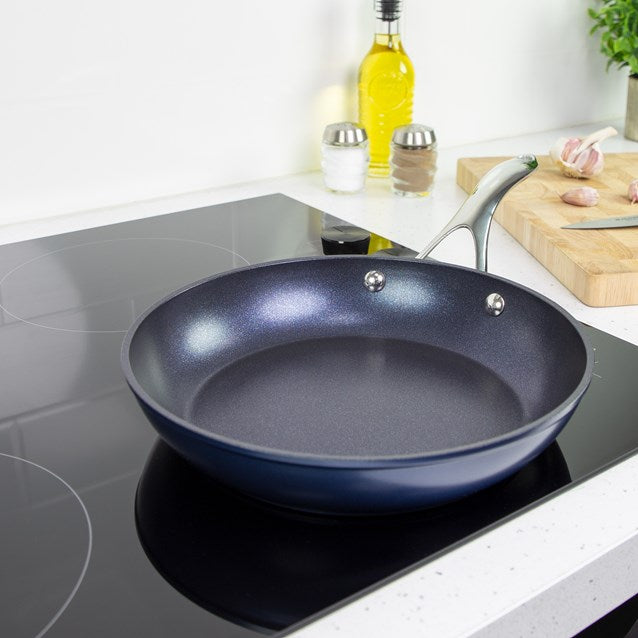 Blackmoor Blue Pro 5 24cm Frying Pan