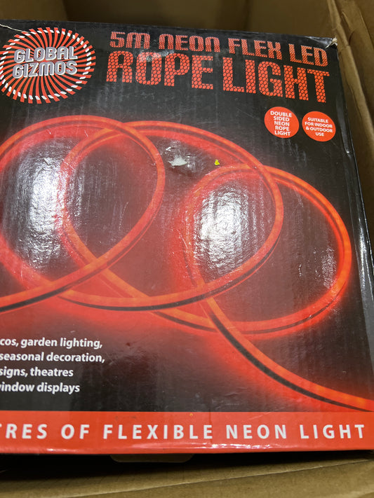 Global Gizmos 47510 Guirlande lumineuse à LED de 5 mètres / Lumière flexible de type corde / Effet néon / Idéale pour les chambres et le rétroéclairage TV / Intérieur ou extérieur / Couleur rouge