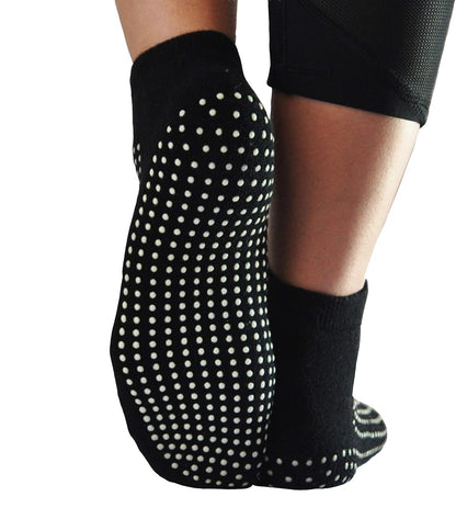 Men's non slips ankle socks black or white single