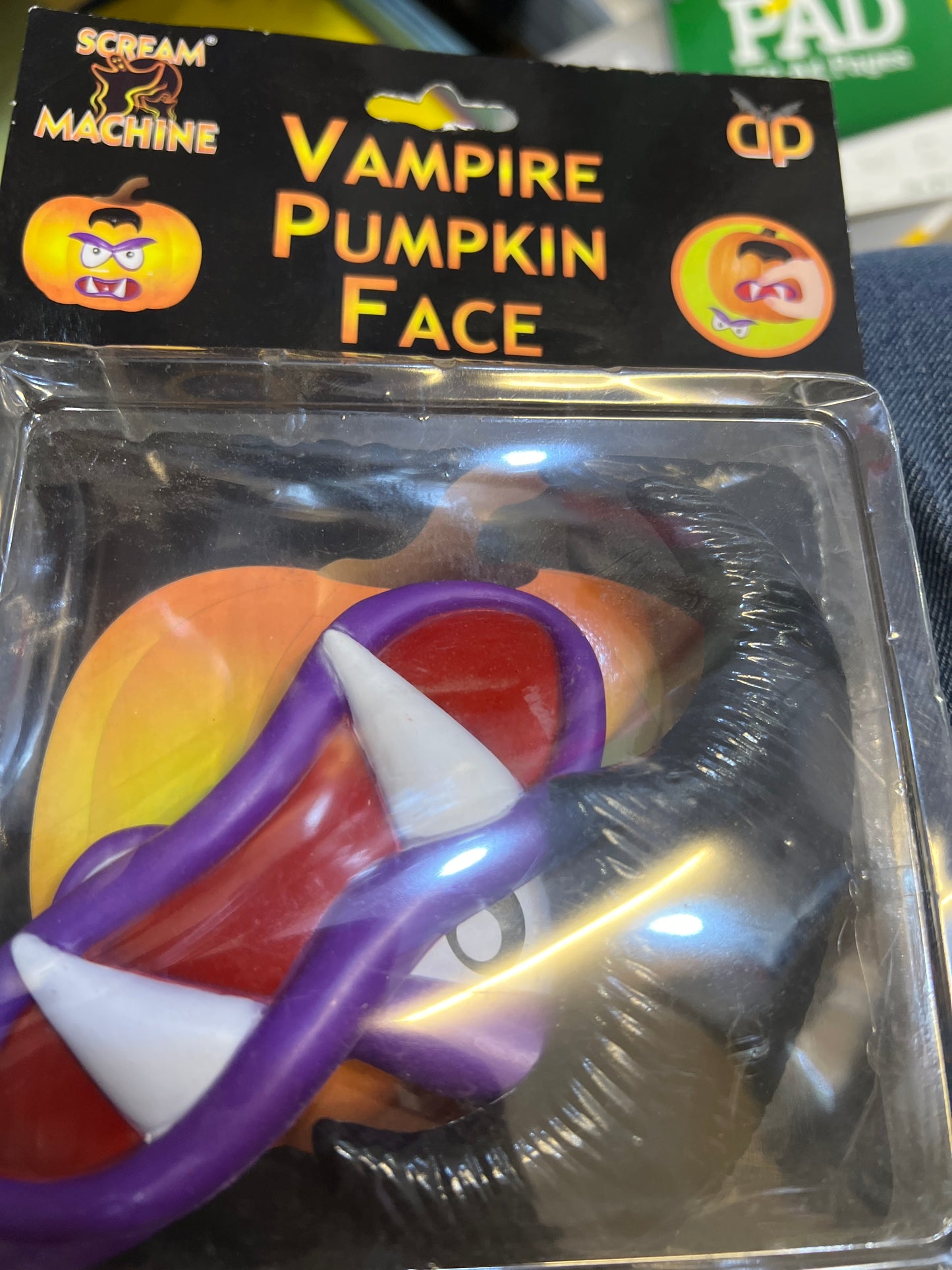 Vampire pumpkin face