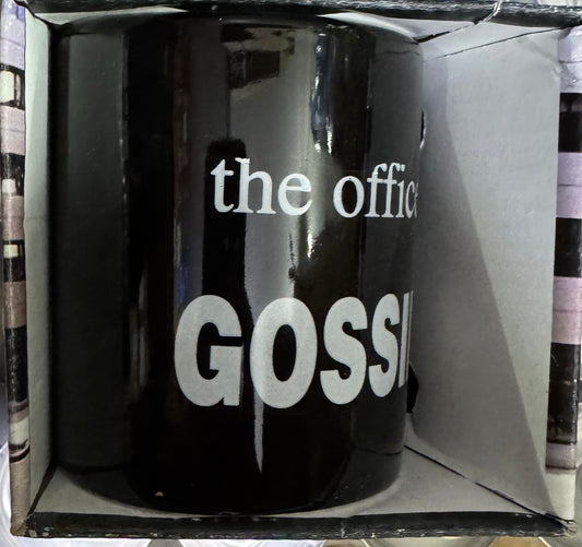 Les ragots de la tasse de bureau