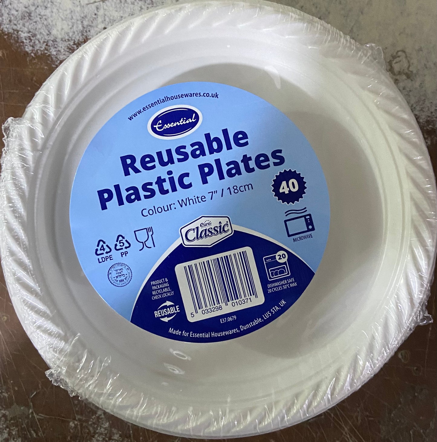 40pk 18cm / 7” White 
Plastic Plate Reusable