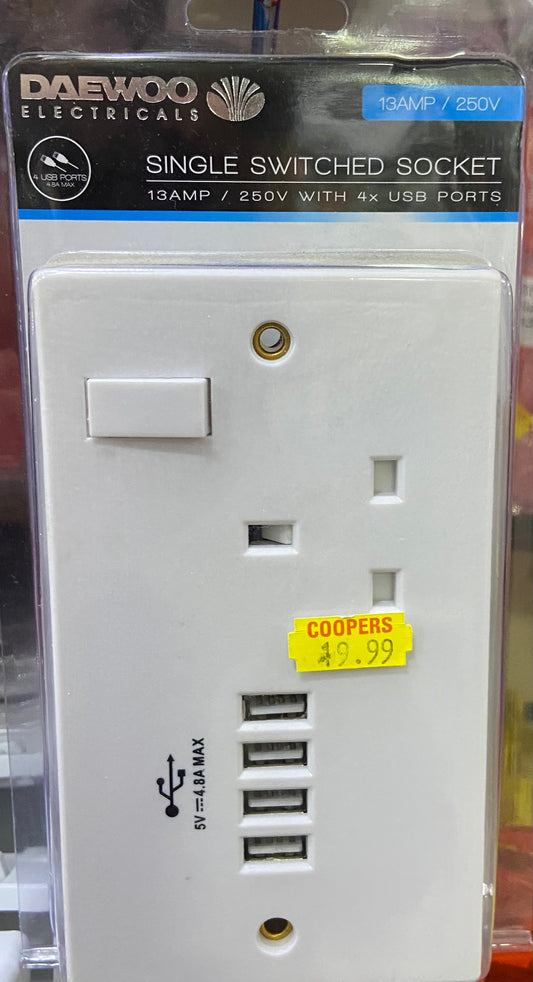 SINGLE SWITCHED SOCKET 13AMP / 250V with 4x USB PORTS